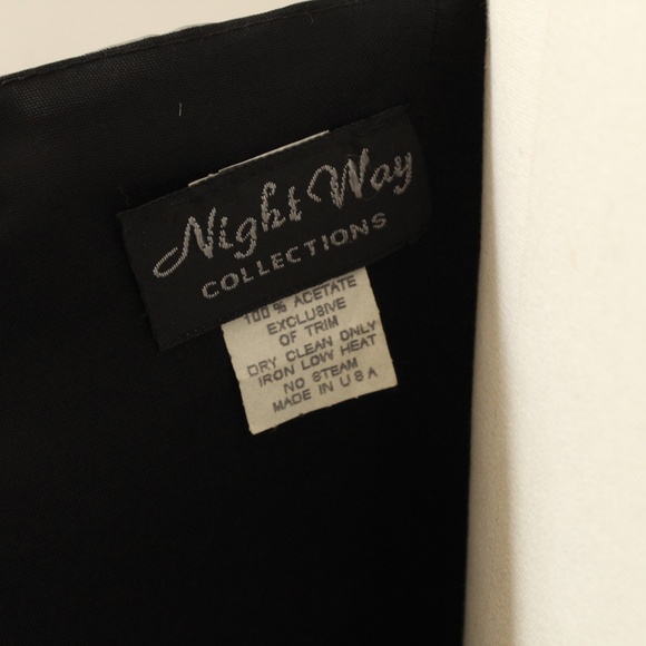 1990's Niteway Gunmetal Grey Chiffon Prom Dress with Rosette Neckline - Picture 7 of 9